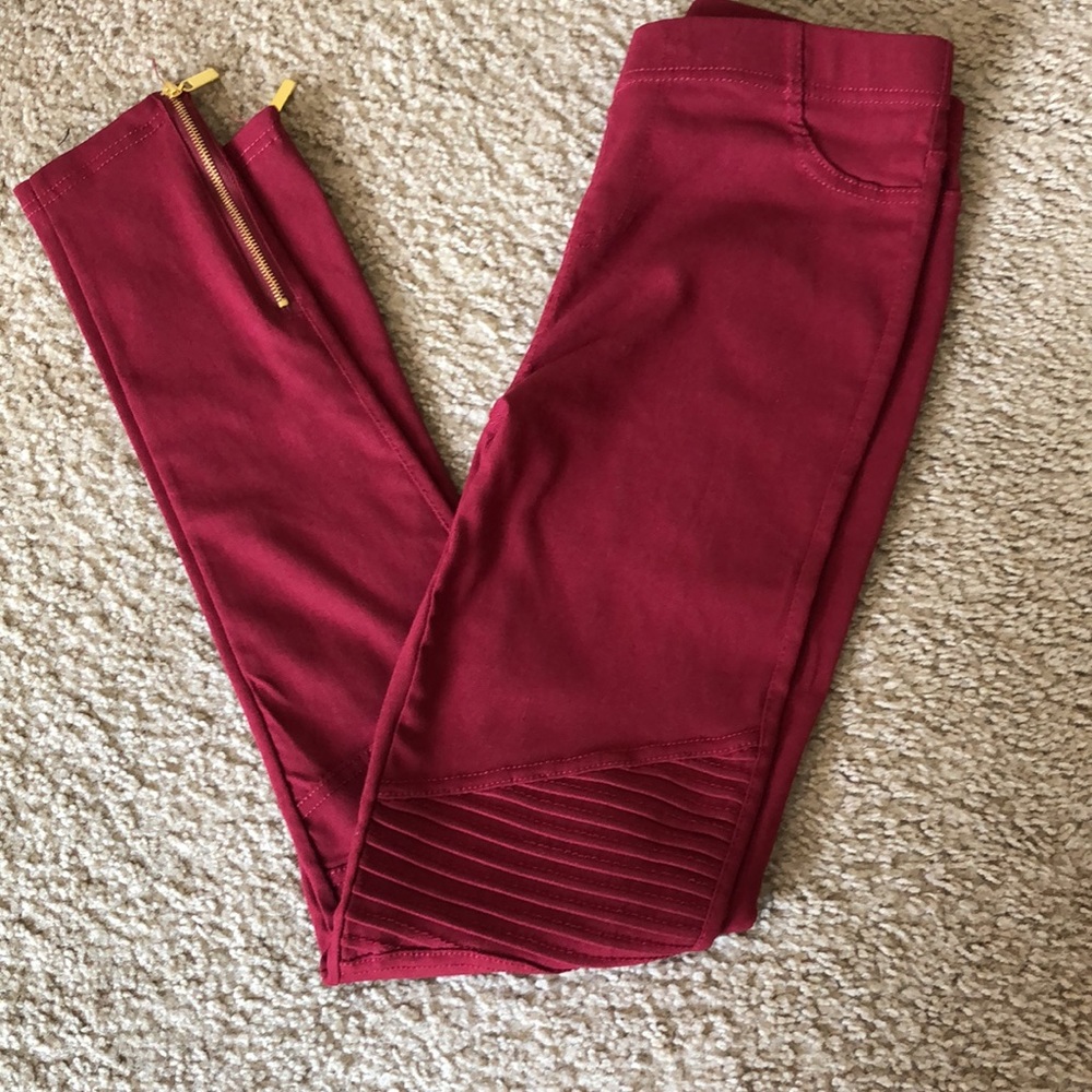 Burgundy skinny pants